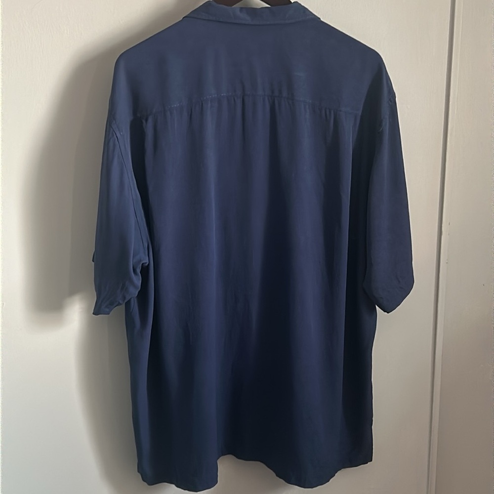 Tommy Bahama Classic Men’s Brushed Silk Short Sleeve Button Up Camp Shirt - Picture 5 of 6